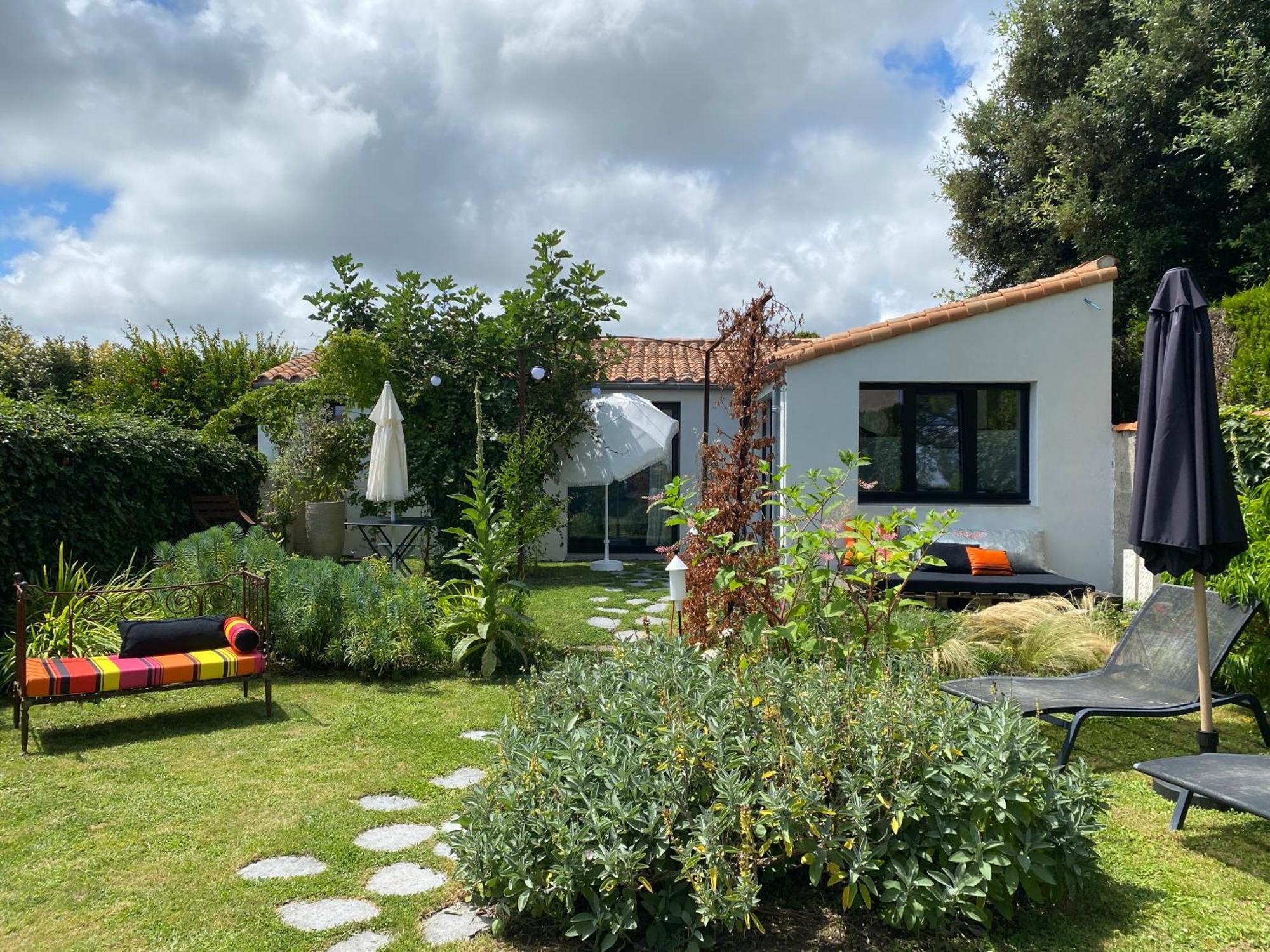 Le 5 Bis Bed & Breakfast Mornac-sur-Seudre Exterior photo